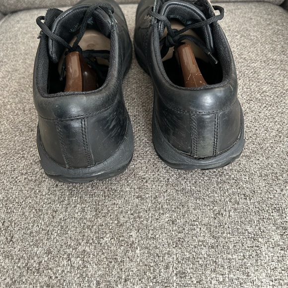 Keen Men’s Austin Shoes - Picture 6 of 6